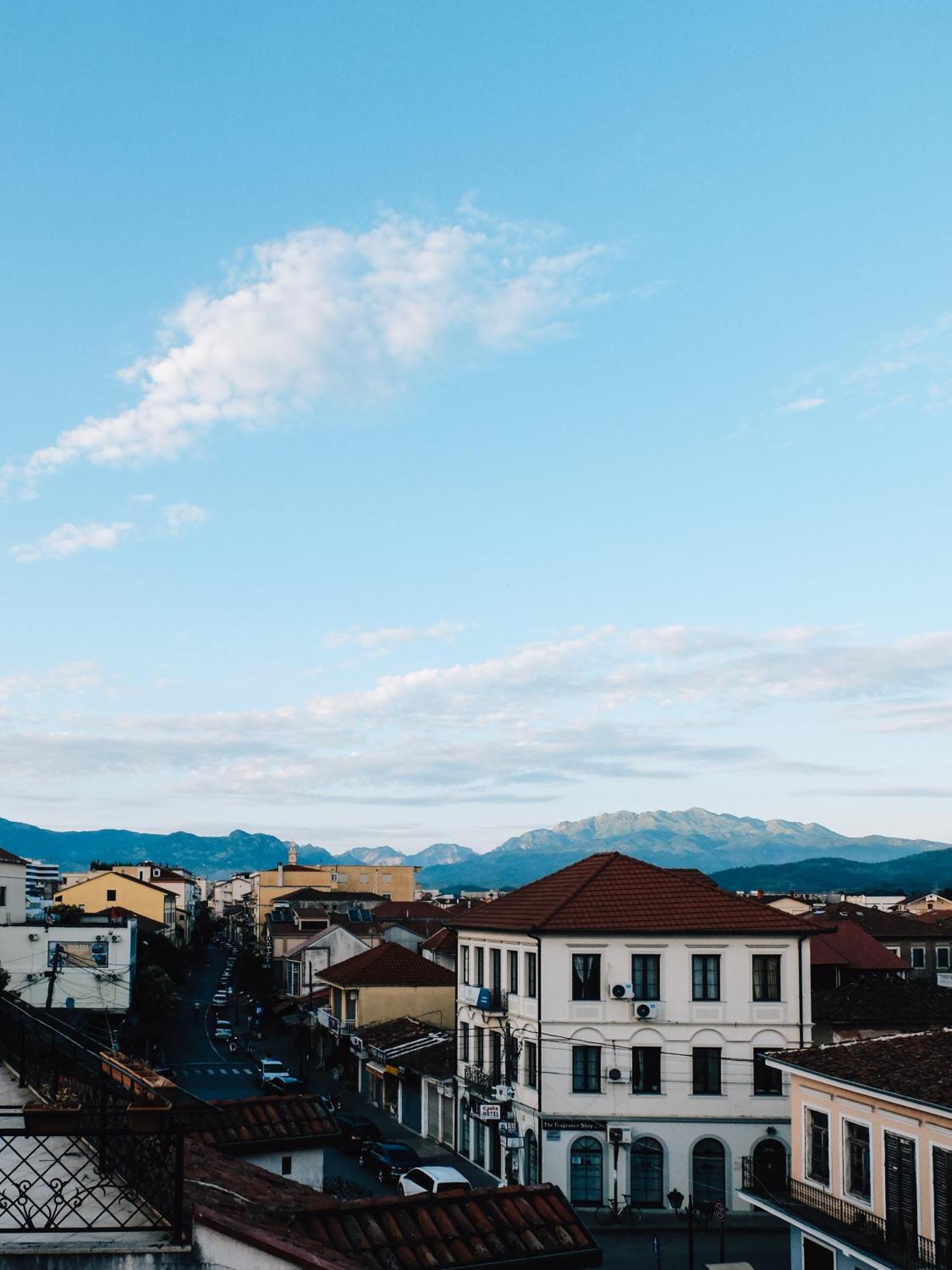 Scodrinon Hostel Shkodër Eksteriør billede