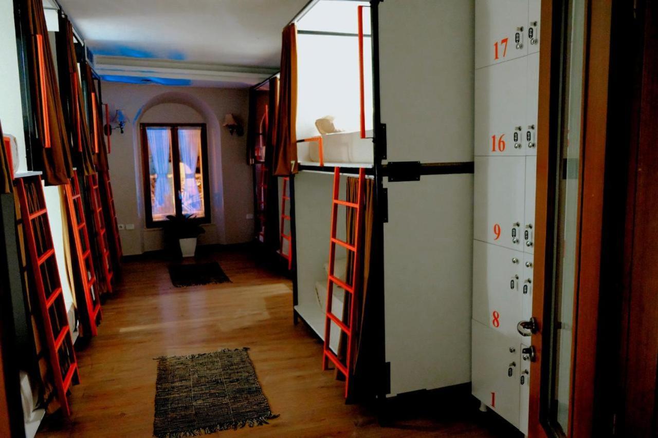 Scodrinon Hostel Shkodër Eksteriør billede