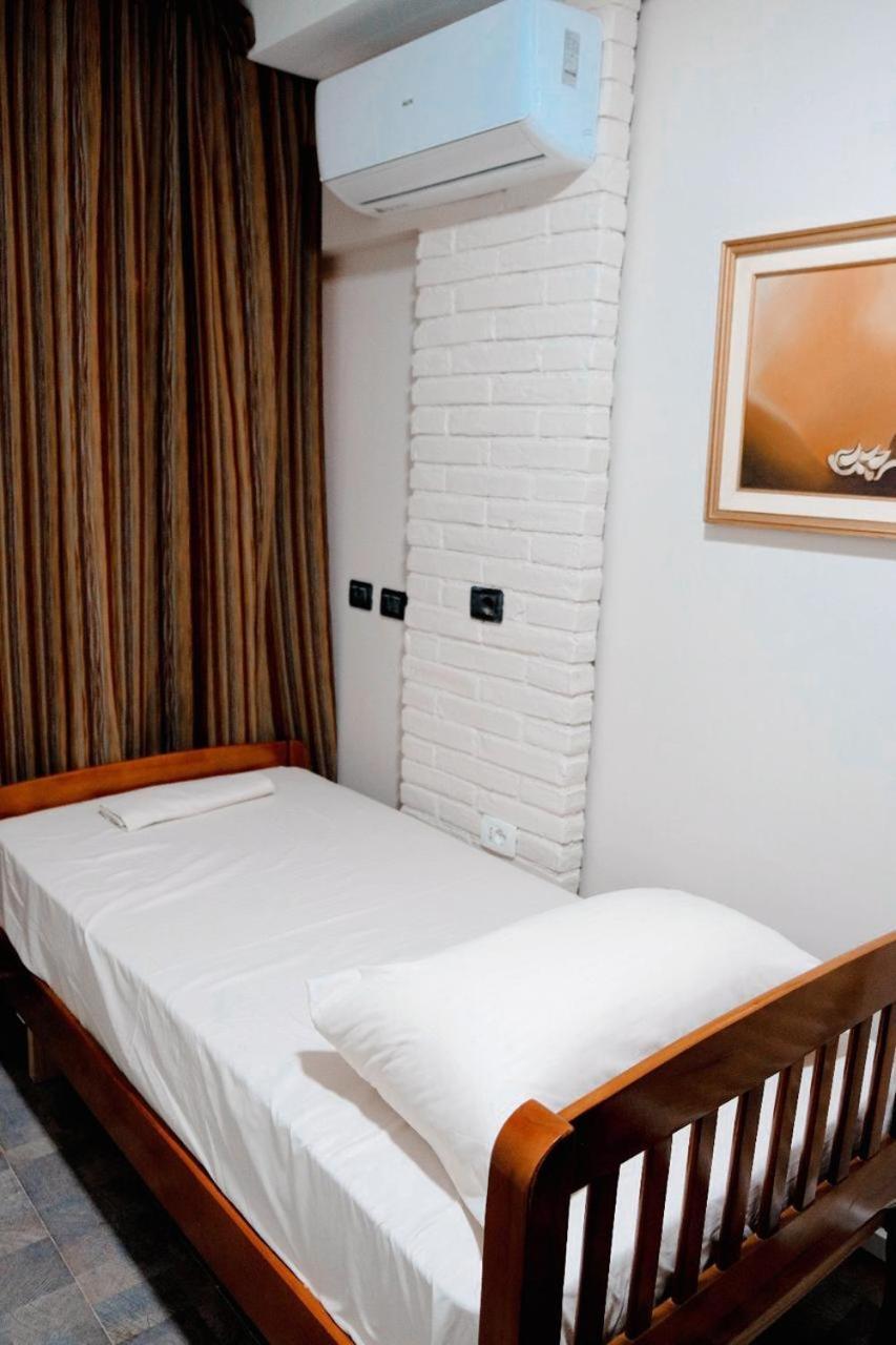Scodrinon Hostel Shkodër Eksteriør billede