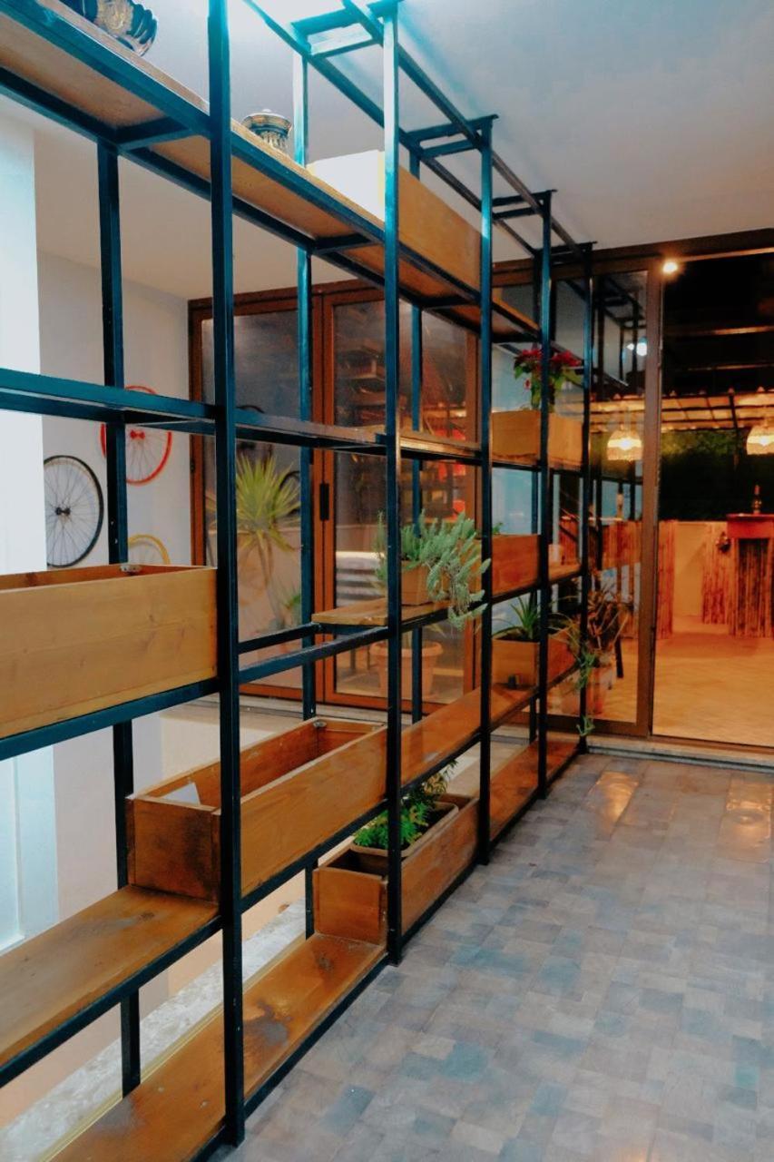 Scodrinon Hostel Shkodër Eksteriør billede